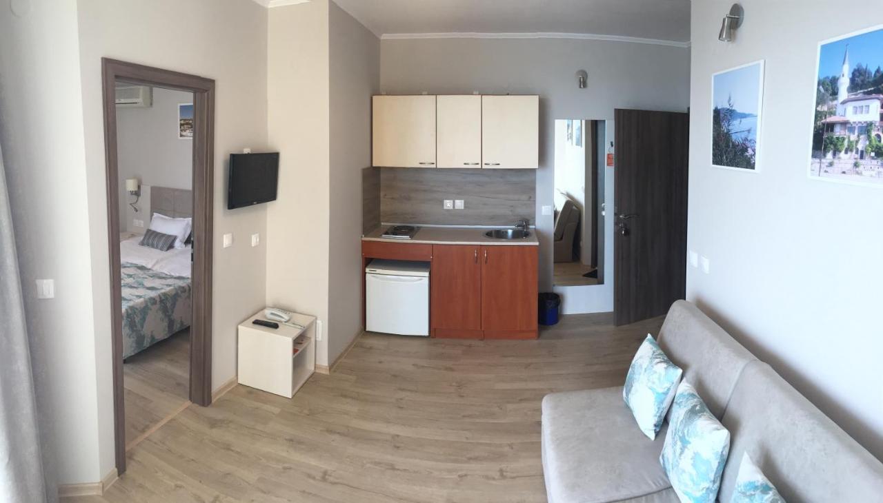 Helios Hotel Balchik Luaran gambar