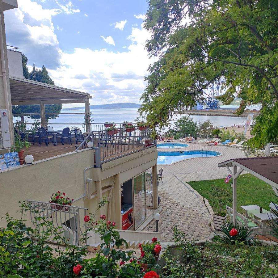 Helios Hotel Balchik Luaran gambar