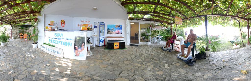 Helios Hotel Balchik Luaran gambar