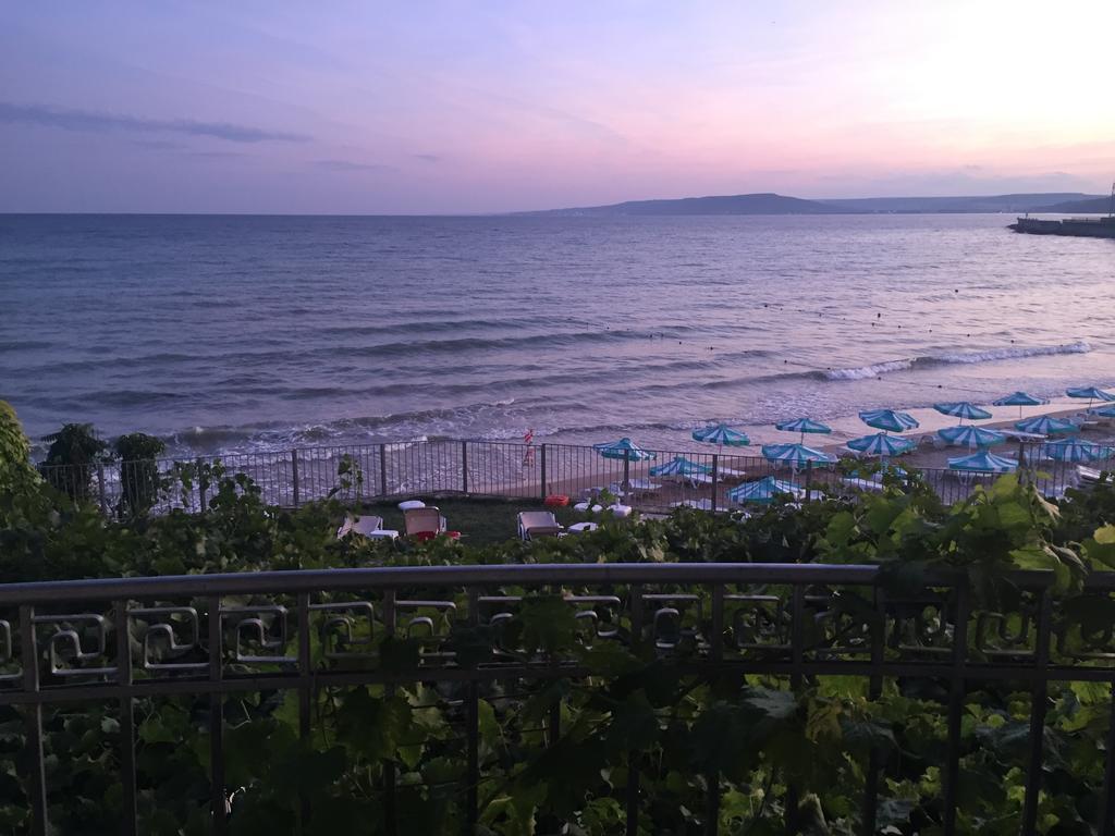 Helios Hotel Balchik Luaran gambar