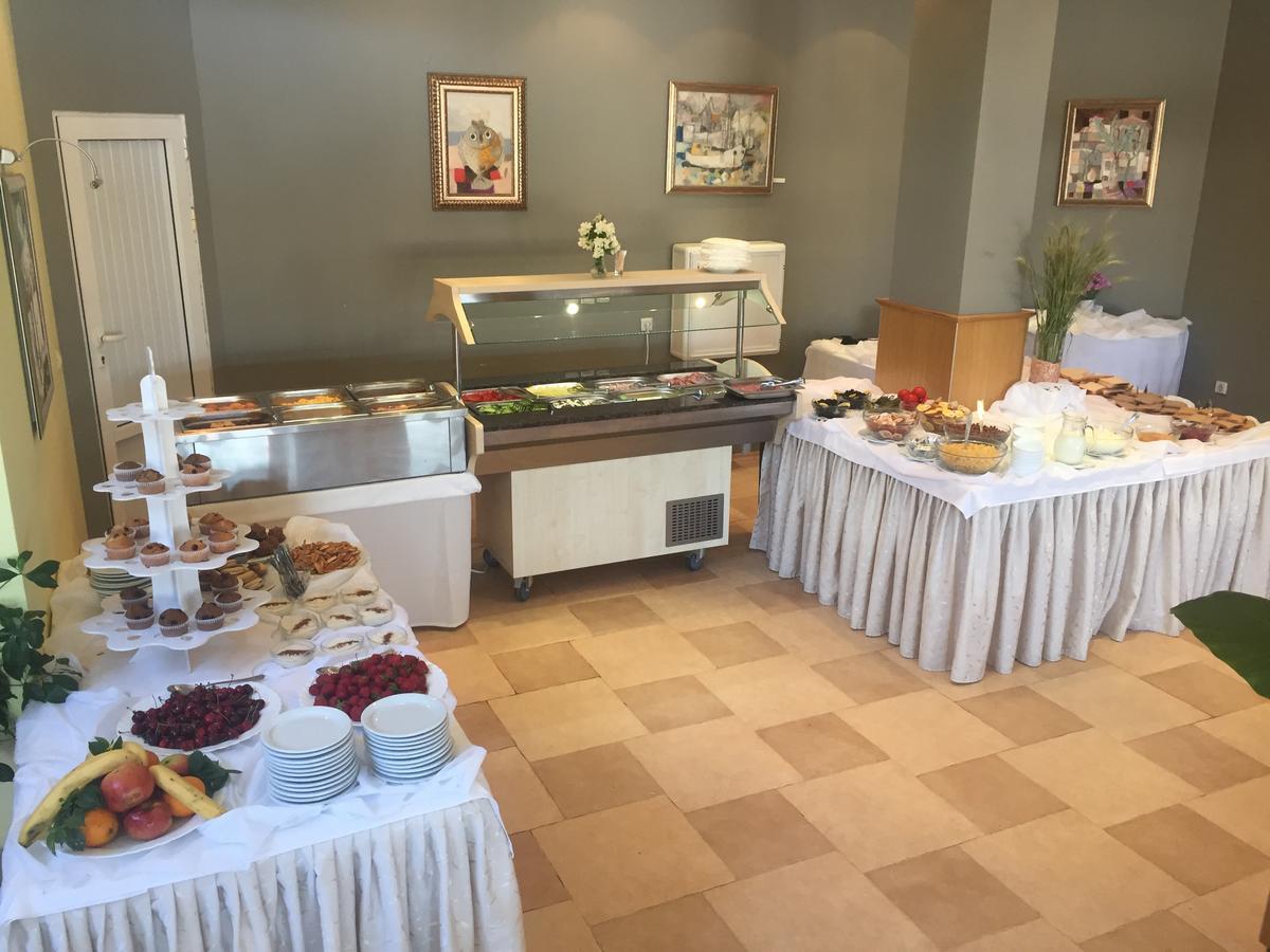 Helios Hotel Balchik Luaran gambar